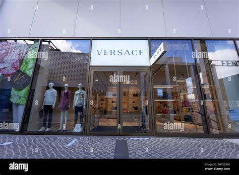 versace outlet store metzingen|Versace Metzingen .